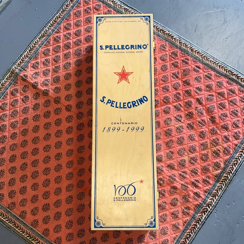 💎EXTREMELY RARE💎Vintage {CENTENNIAL}San Pellegrino Bottle Crate/Box, OS